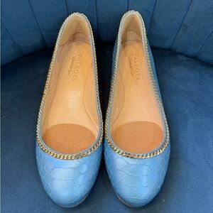 Talbots Blue Textured Ballet Flats Gold Chain Trim Size 5.5